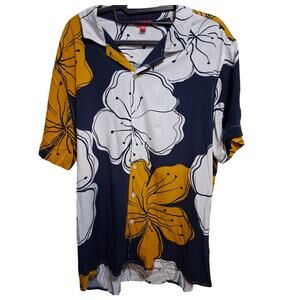 Guess Shirt Men's Large Floral Hawaiian Style Casual Button Down Top Travel Vaca